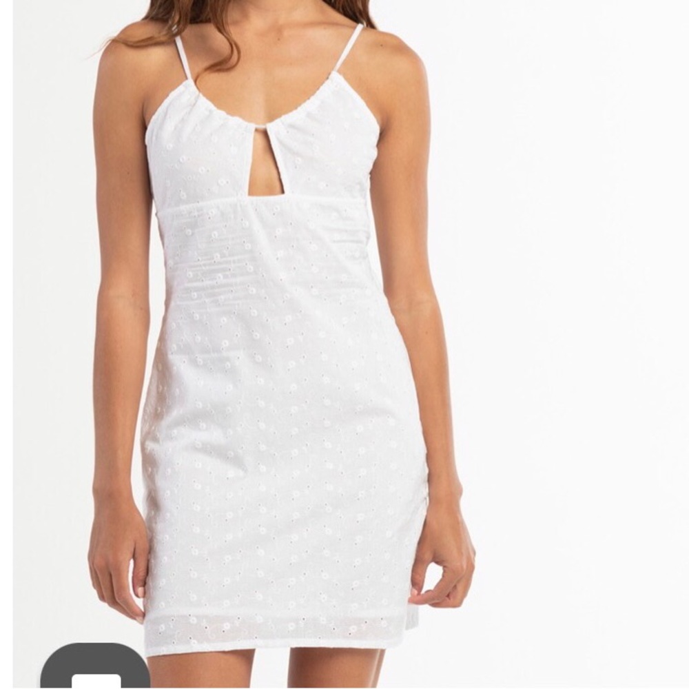 NWT White mini dress size Large with zipper on the side
